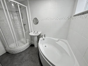 Photo 7- click for photo gallery